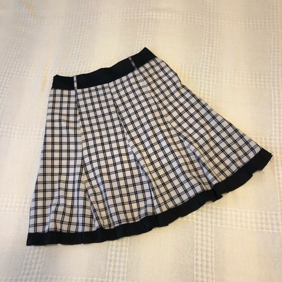 Beautiful women’s skirt! - Picture 11 of 11